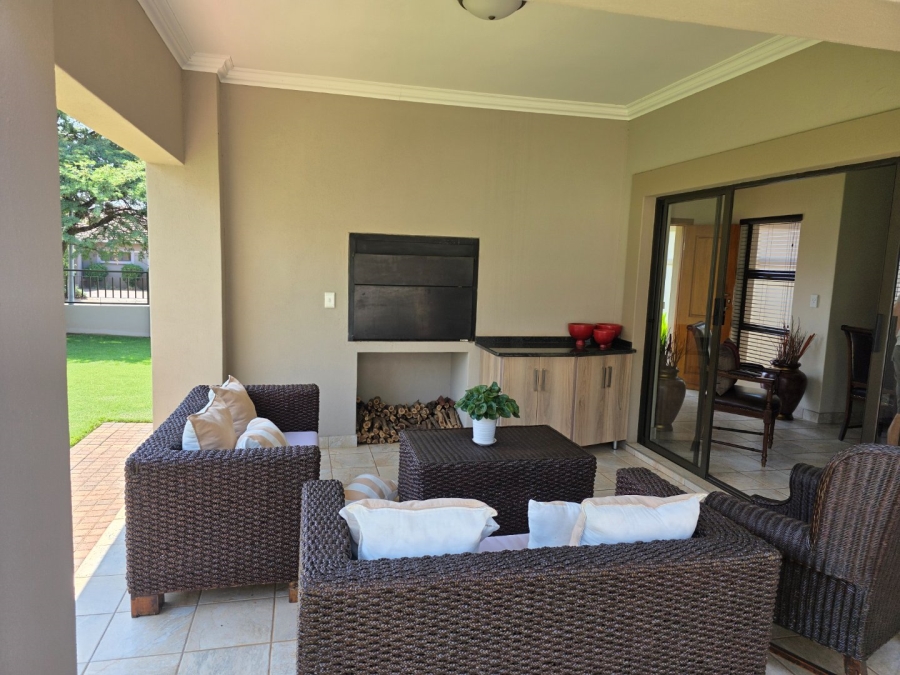 To Let 3 Bedroom Property for Rent in Wilkoppies North West